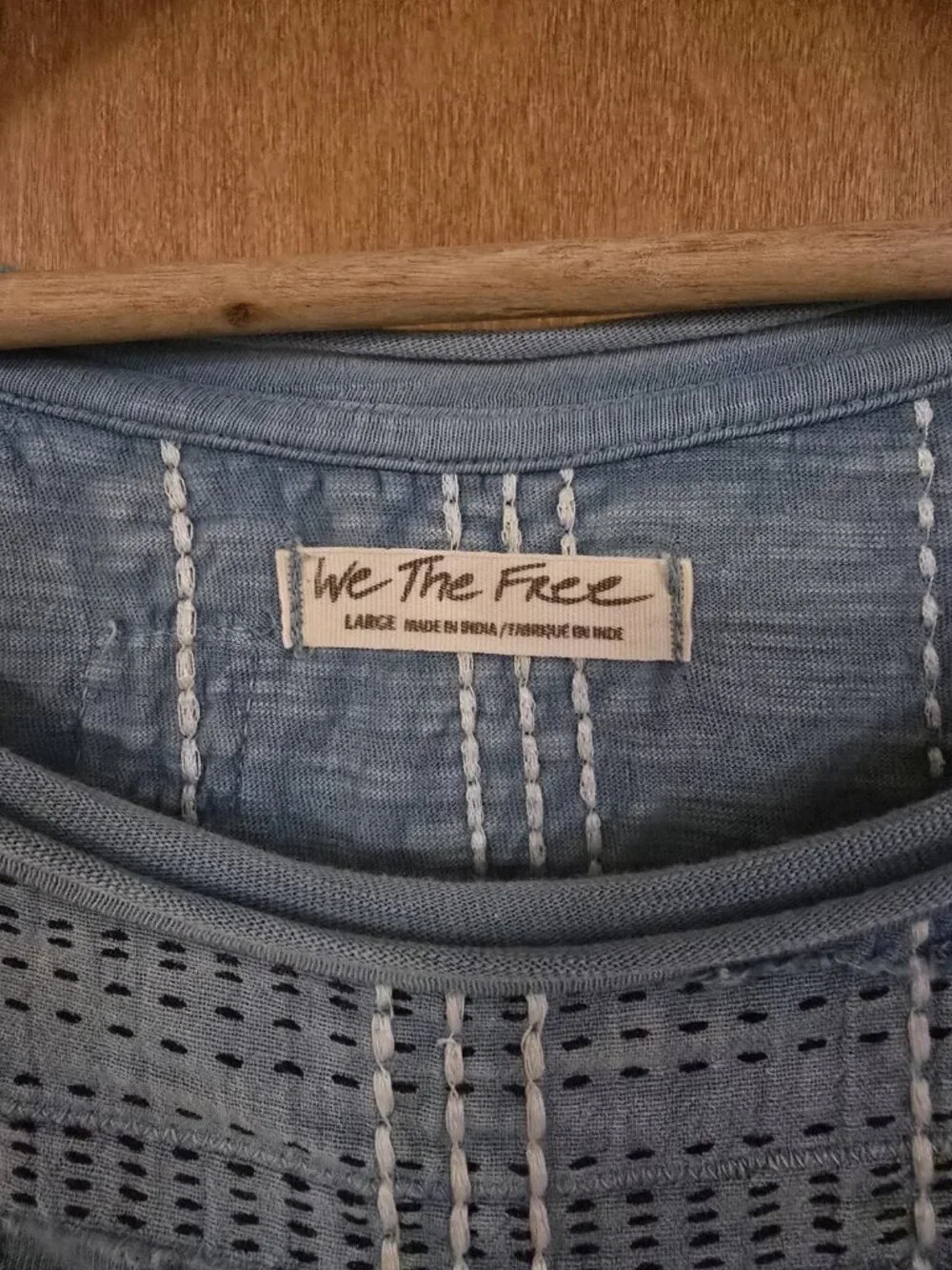Free People Patch Me Up Tee Women's Large Blue EUC - Picture 5 of 5